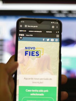 1710761176-inscriaaes-no-fies-podem-ser-feitas-ata-esta-segunda