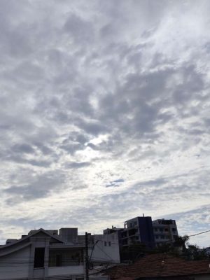 1743594835-ciclone-e-frente-fria-trarao-chuva-forte-e-vento-ao-rs-nesta-quartafeira